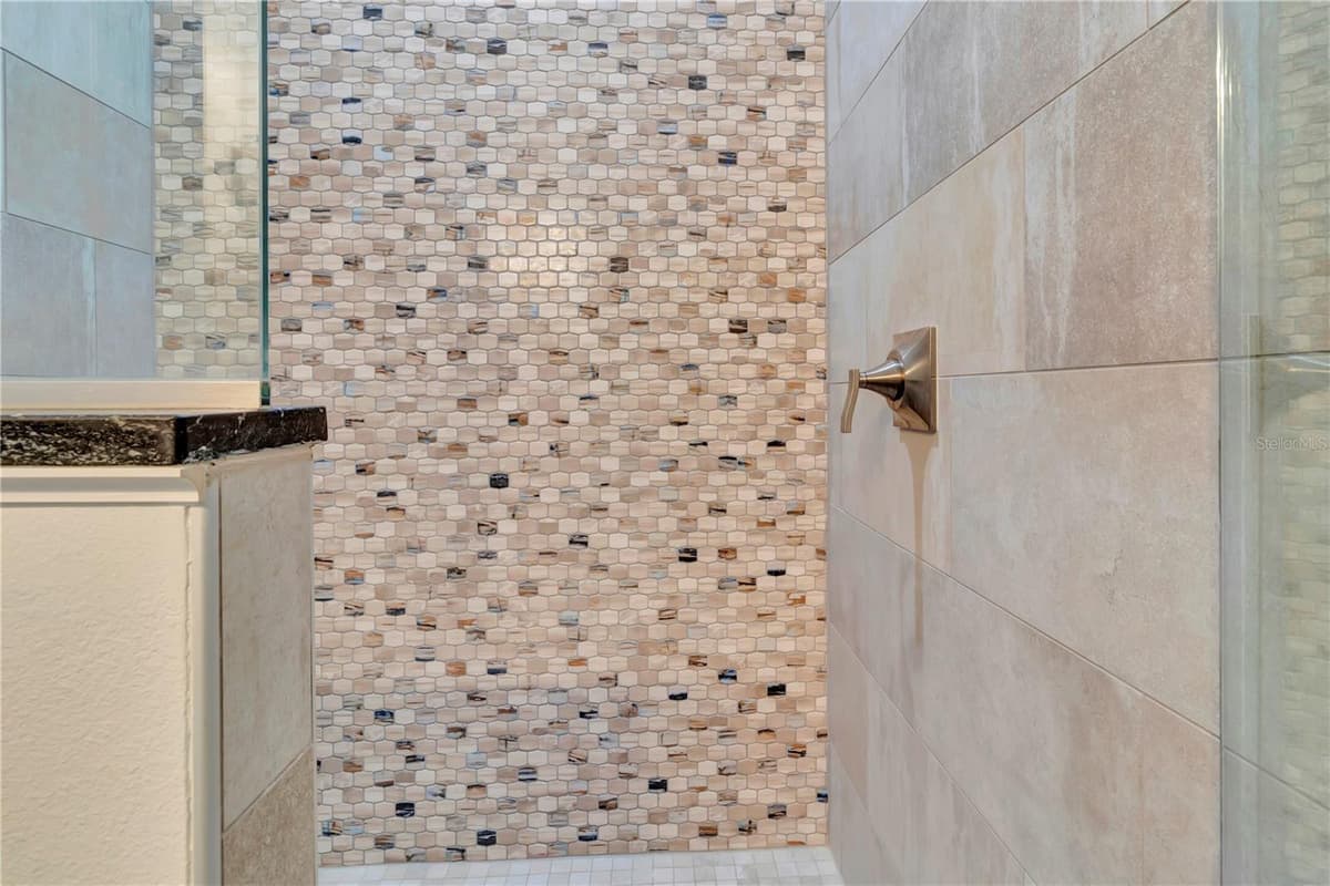 5020 LAKESHORE RANCH ROAD — photo 19 of 41