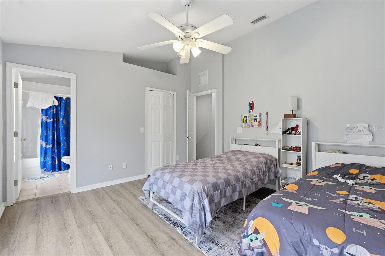 1250 CHARLESWORTH DRIVE — photo 31 of 62