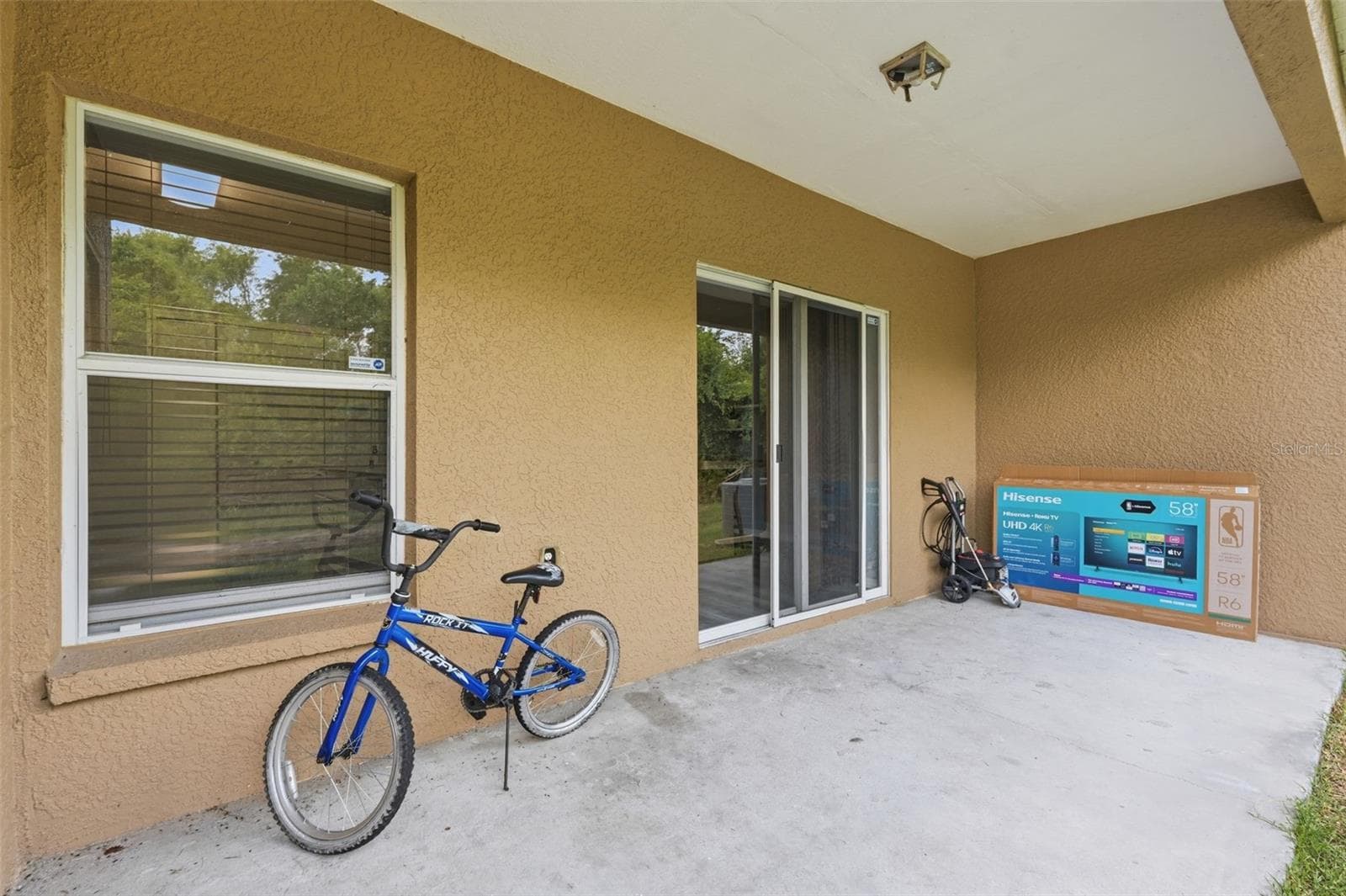 1250 CHARLESWORTH DRIVE — photo 46 of 62