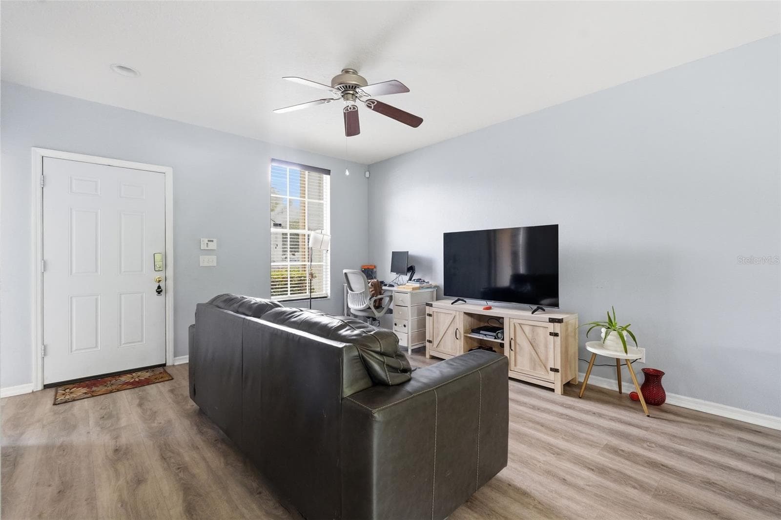 1250 CHARLESWORTH DRIVE — photo 12 of 62