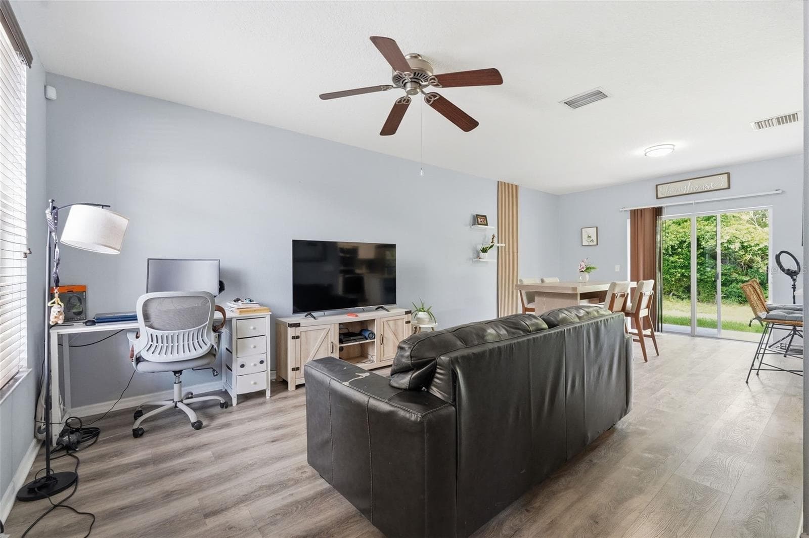 1250 CHARLESWORTH DRIVE — photo 8 of 62