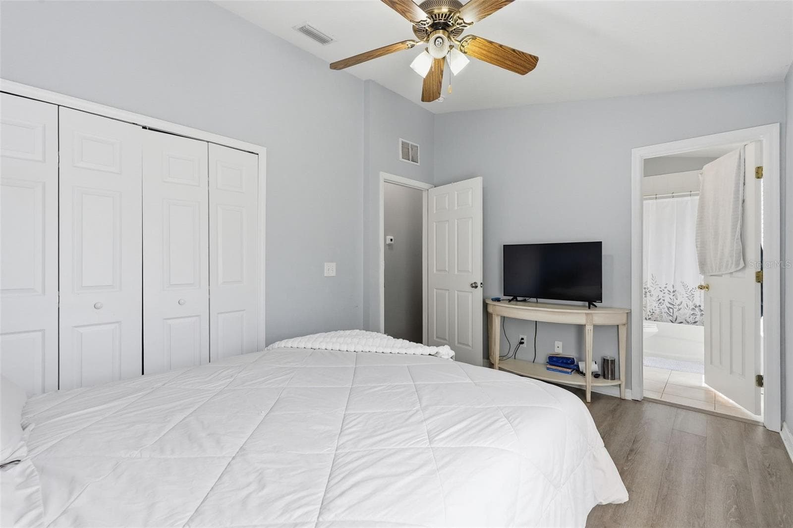 1250 CHARLESWORTH DRIVE — photo 37 of 62