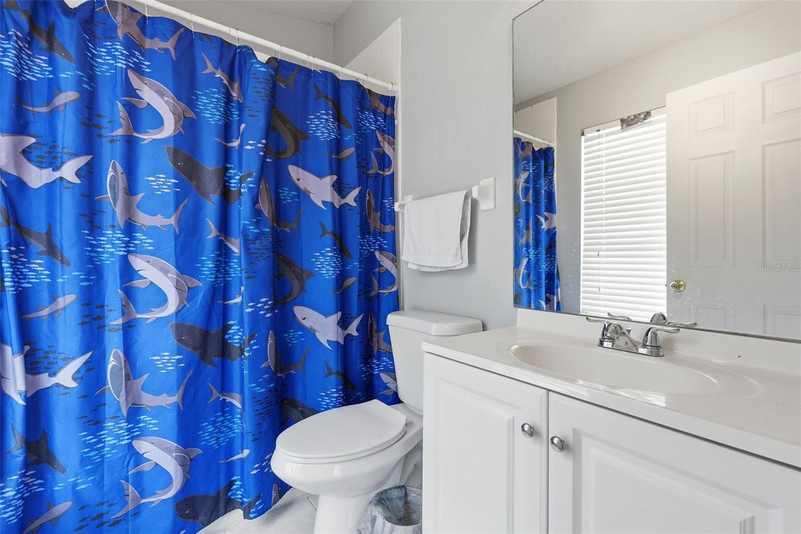 1250 CHARLESWORTH DRIVE — photo 34 of 62
