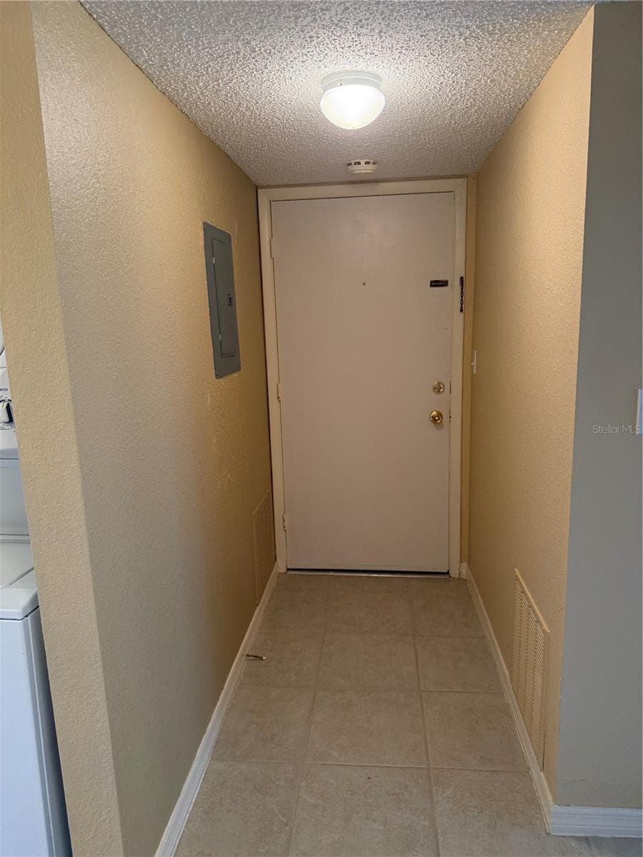 3586 CAPE HAZE DRIVE — photo 3 of 29