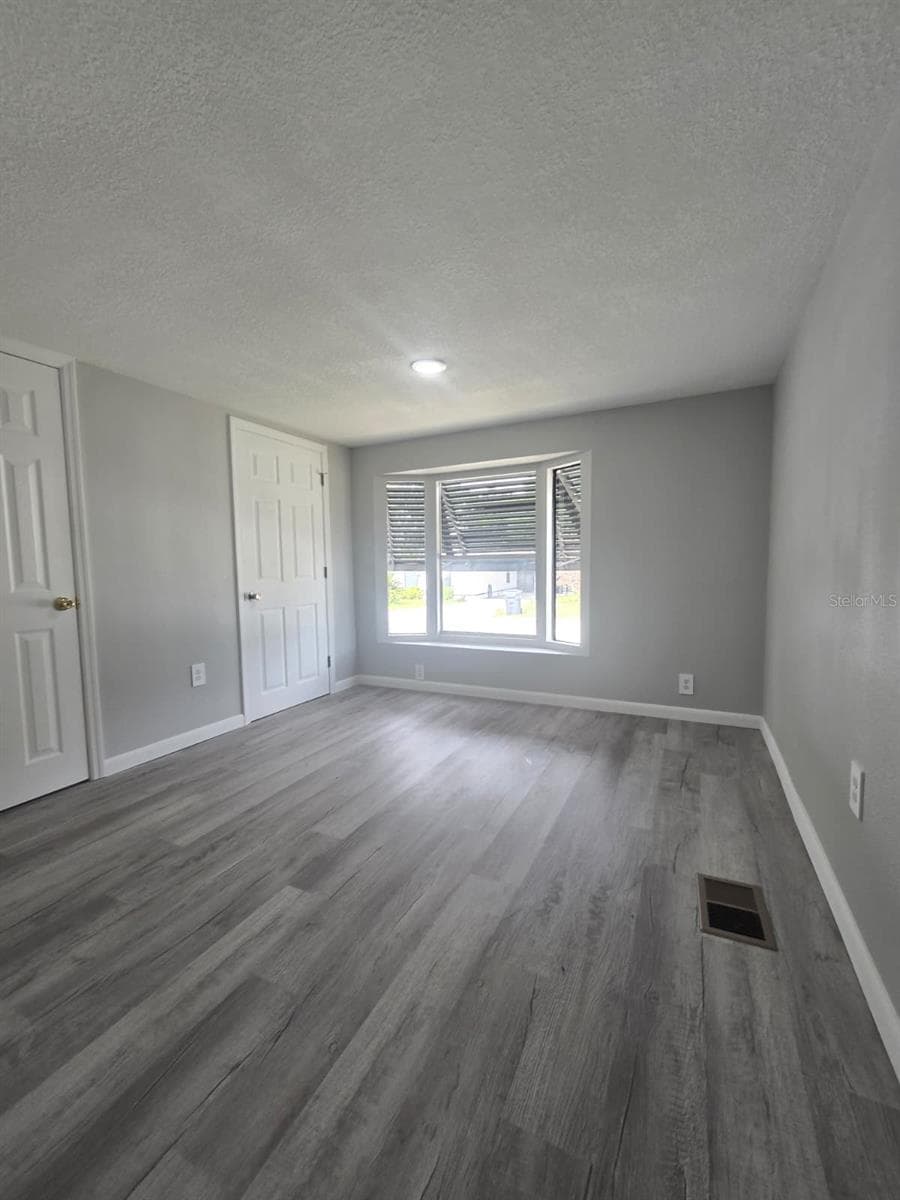 1807 PAULINE DRIVE — photo 7 of 16