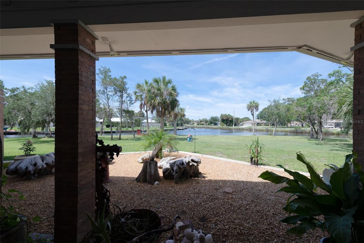 11580 DIXIE SHORES DRIVE — photo 28 of 32