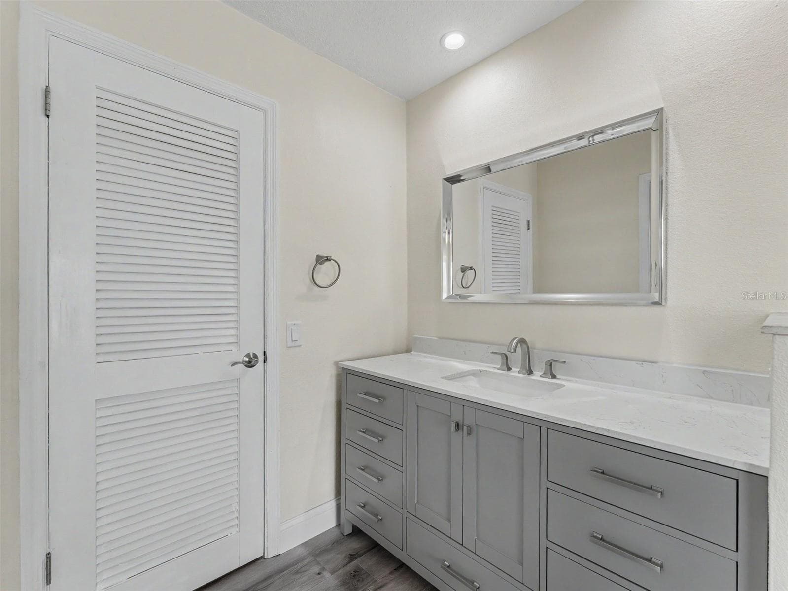 4956 GALLEON COURT — photo 28 of 37