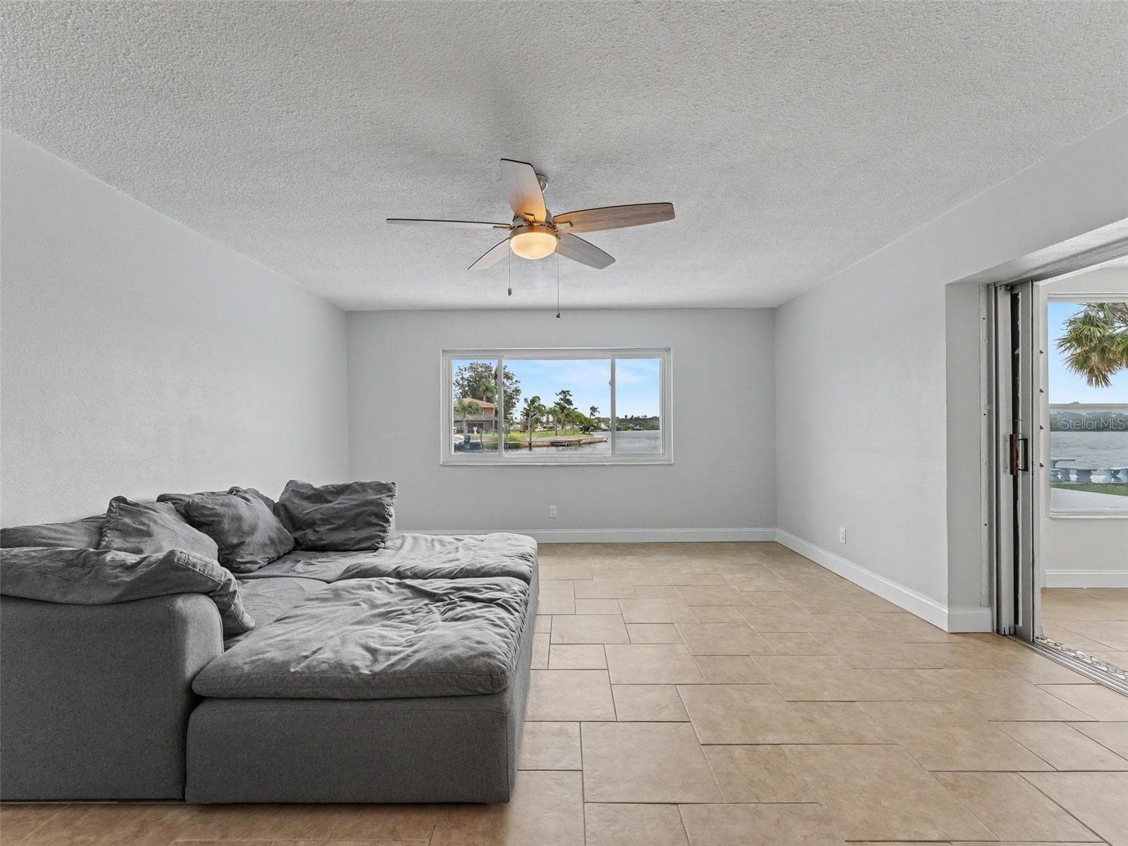 4956 GALLEON COURT — photo 20 of 37