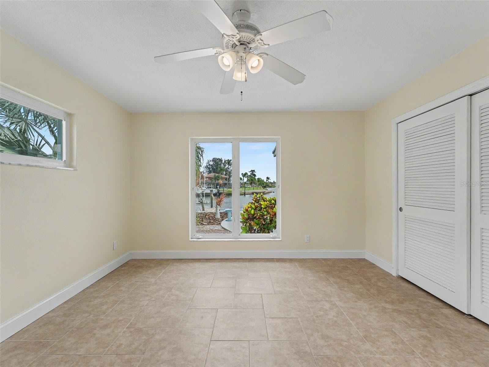 4956 GALLEON COURT — photo 24 of 37