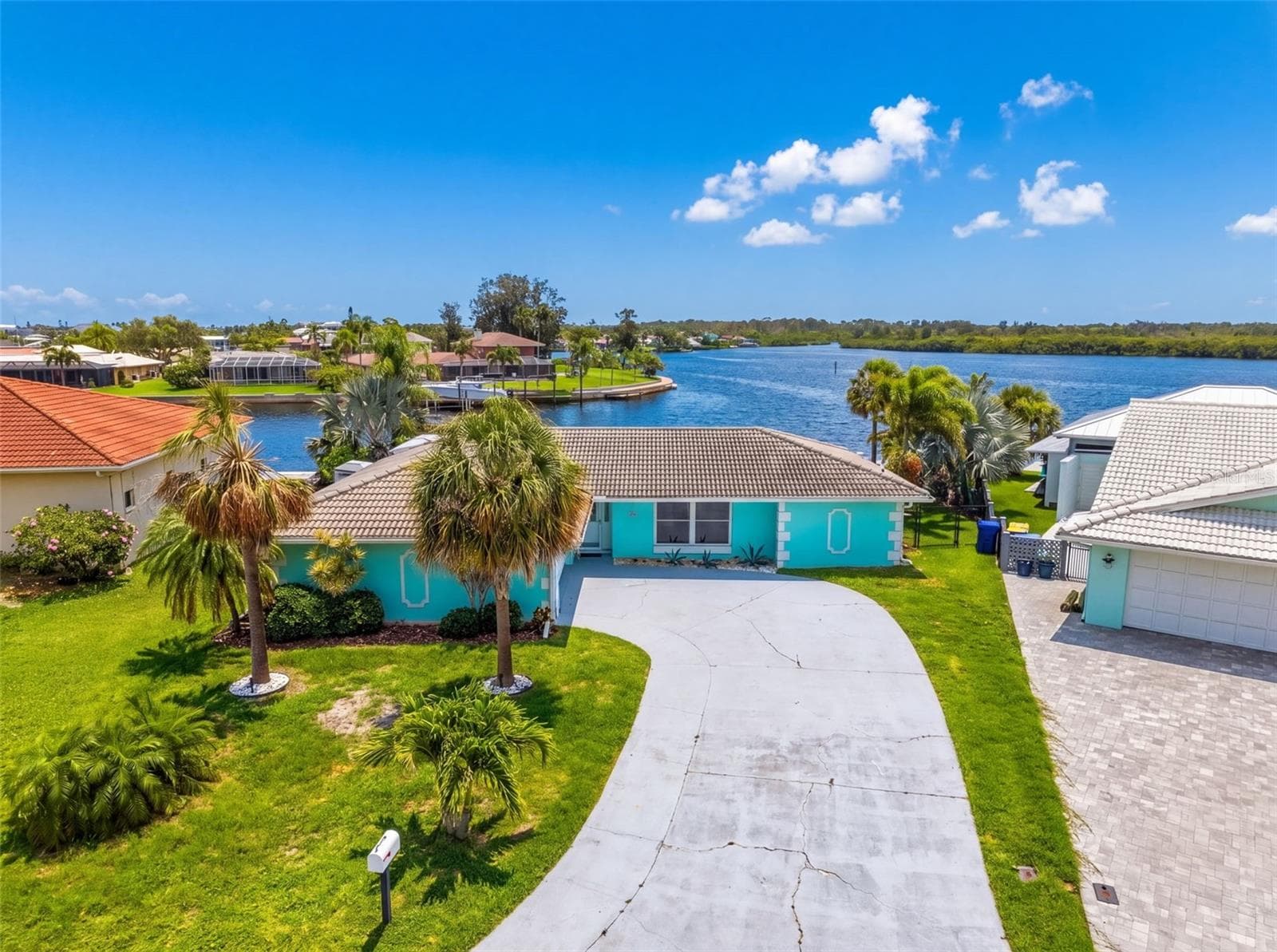 4956 GALLEON COURT