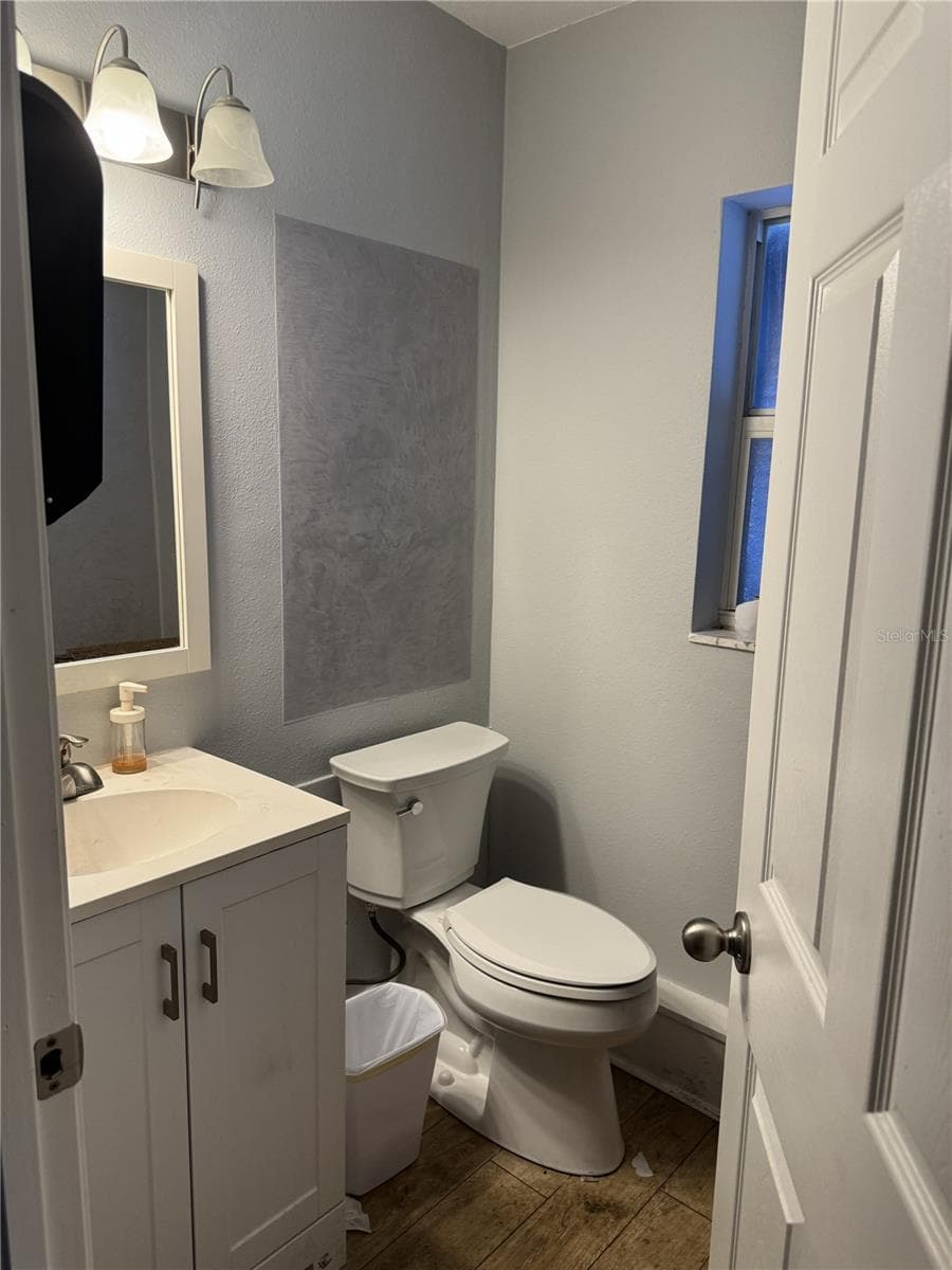 1240 ROGERS STREET — photo 8 of 8