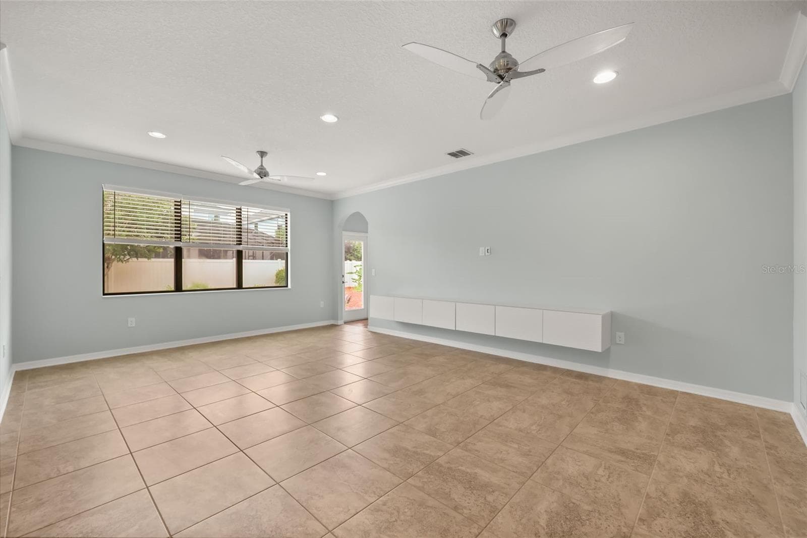 5729 RUE GALILEE LANE — photo 14 of 51
