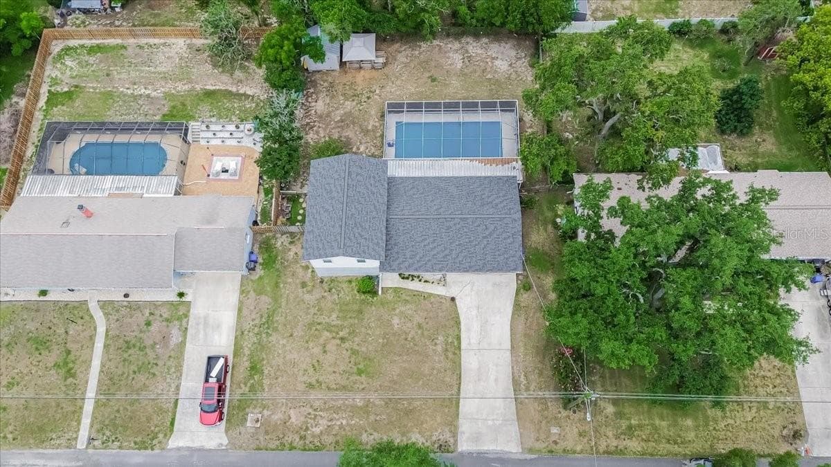 115 BRENTRIDGE DRIVE — photo 4 of 55