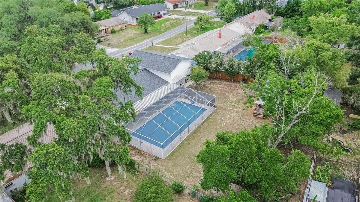 115 BRENTRIDGE DRIVE — photo 47 of 55