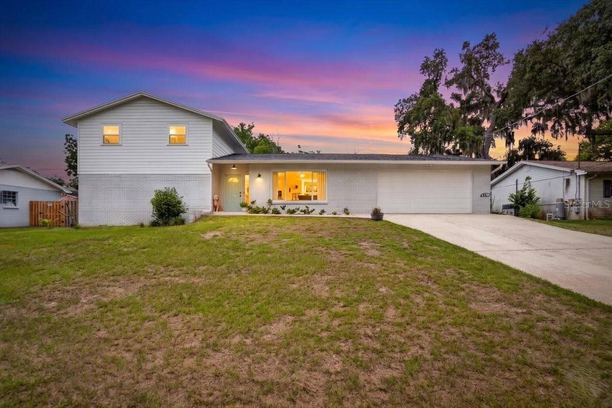 115 BRENTRIDGE DRIVE — photo 1 of 55