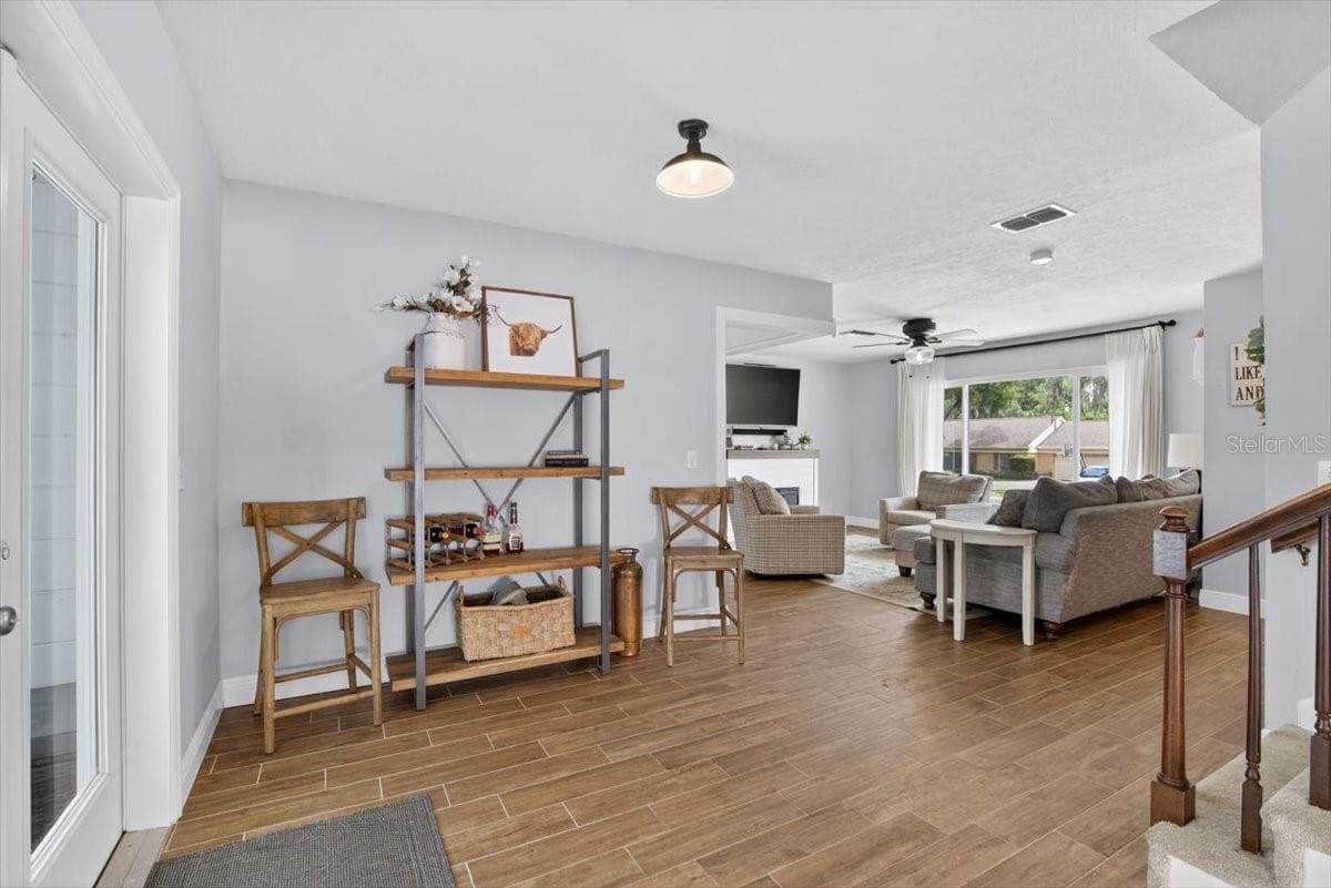 115 BRENTRIDGE DRIVE — photo 13 of 55