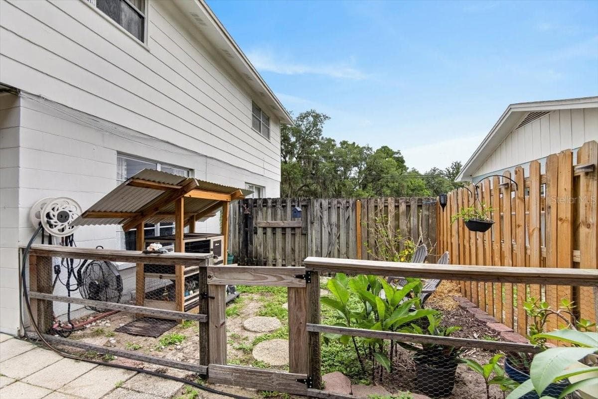 115 BRENTRIDGE DRIVE — photo 45 of 55