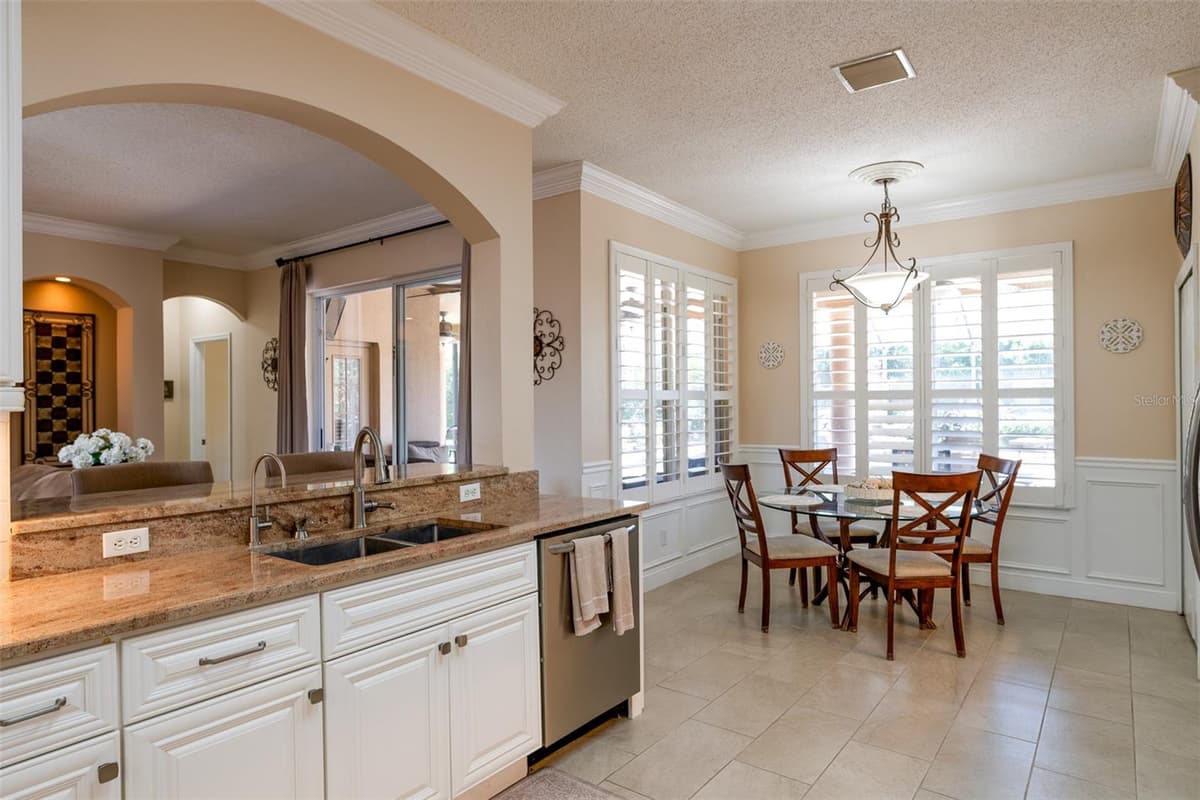 10755 NORTHRIDGE COURT — photo 17 of 67