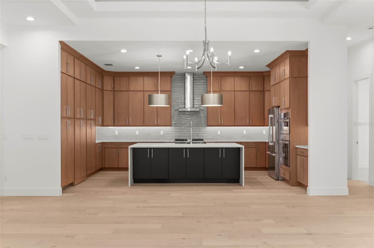 1605 MANOR WOODS WAY — photo 6 of 41