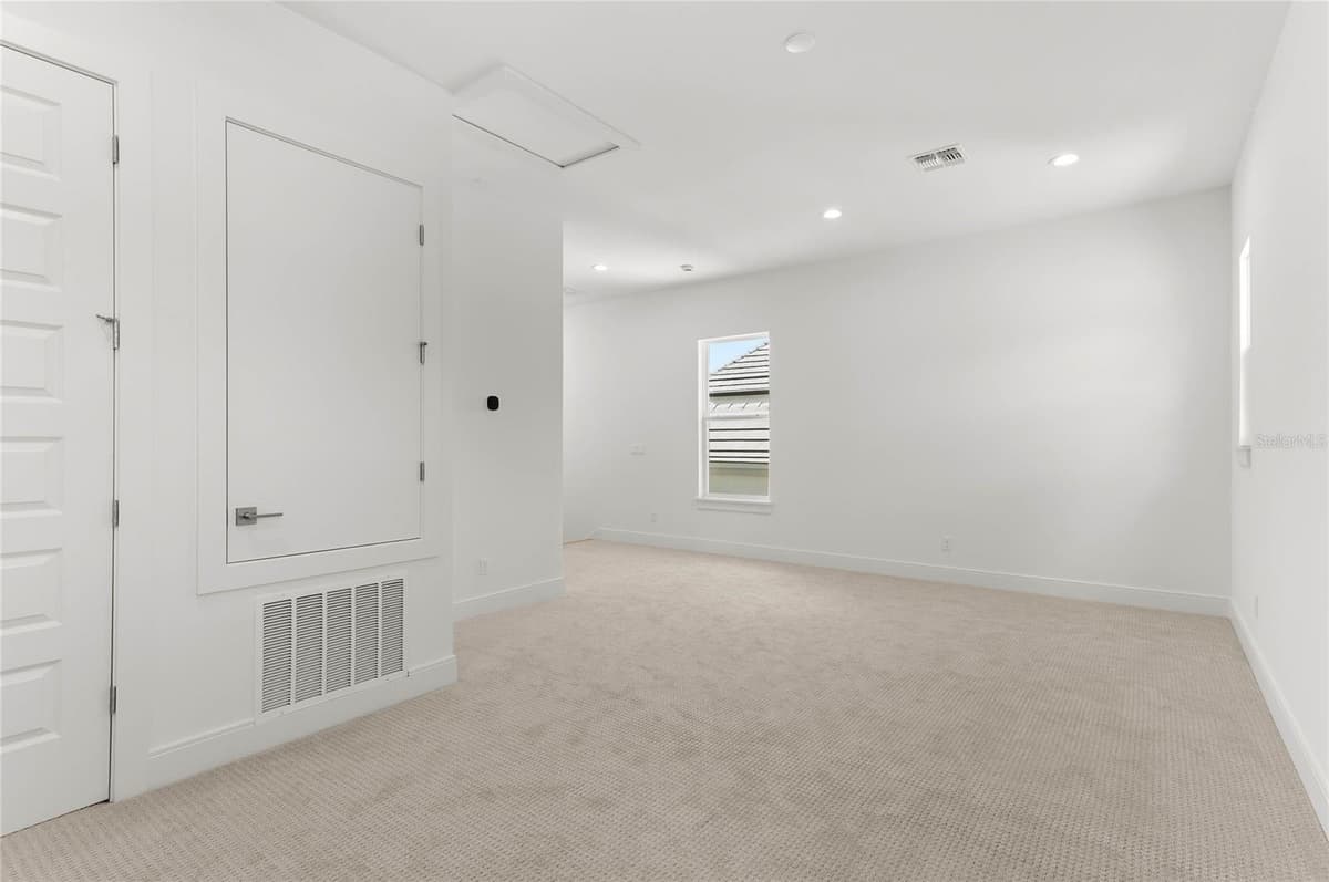 1605 MANOR WOODS WAY — photo 34 of 41