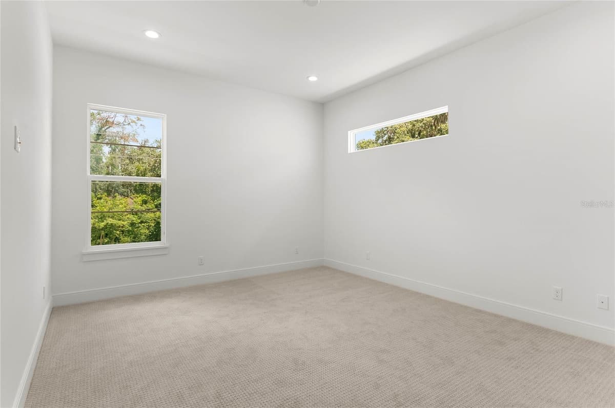 1605 MANOR WOODS WAY — photo 36 of 41