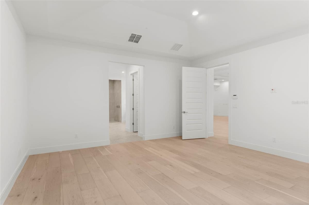1605 MANOR WOODS WAY — photo 15 of 41