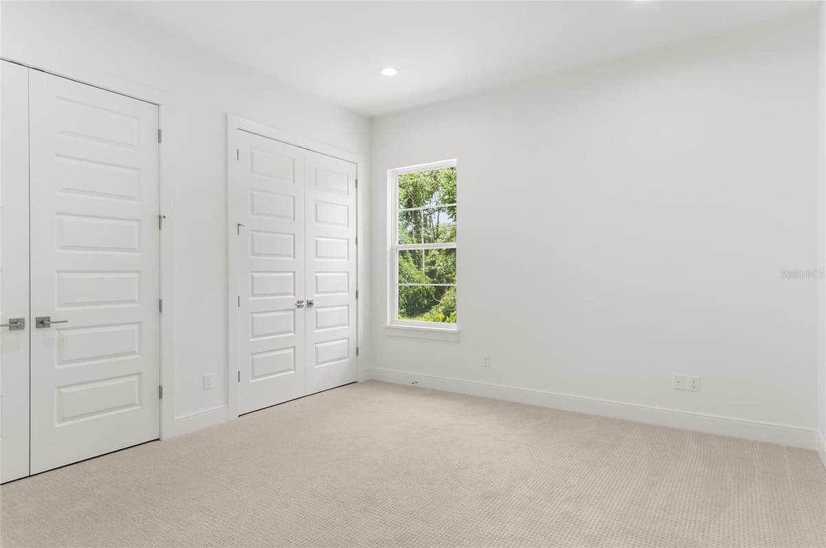 1605 MANOR WOODS WAY — photo 25 of 41
