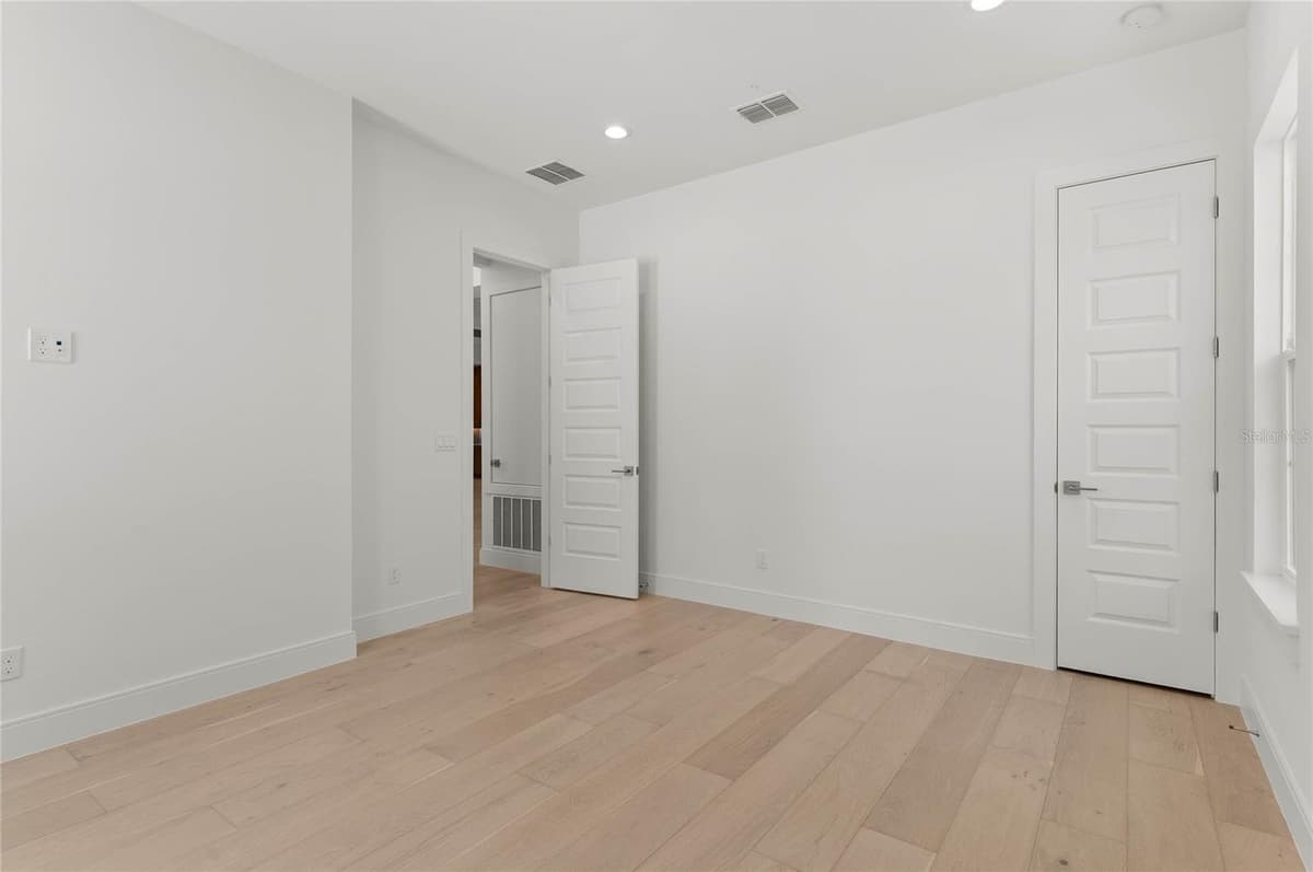 1605 MANOR WOODS WAY — photo 31 of 41
