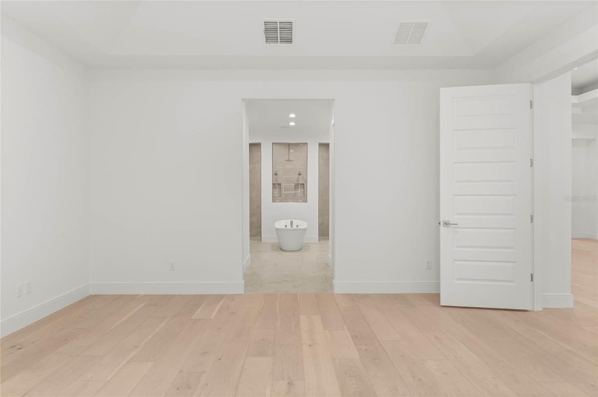 1605 MANOR WOODS WAY — photo 16 of 41