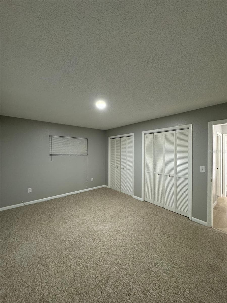 2526 ELM AVE — photo 1 of 8