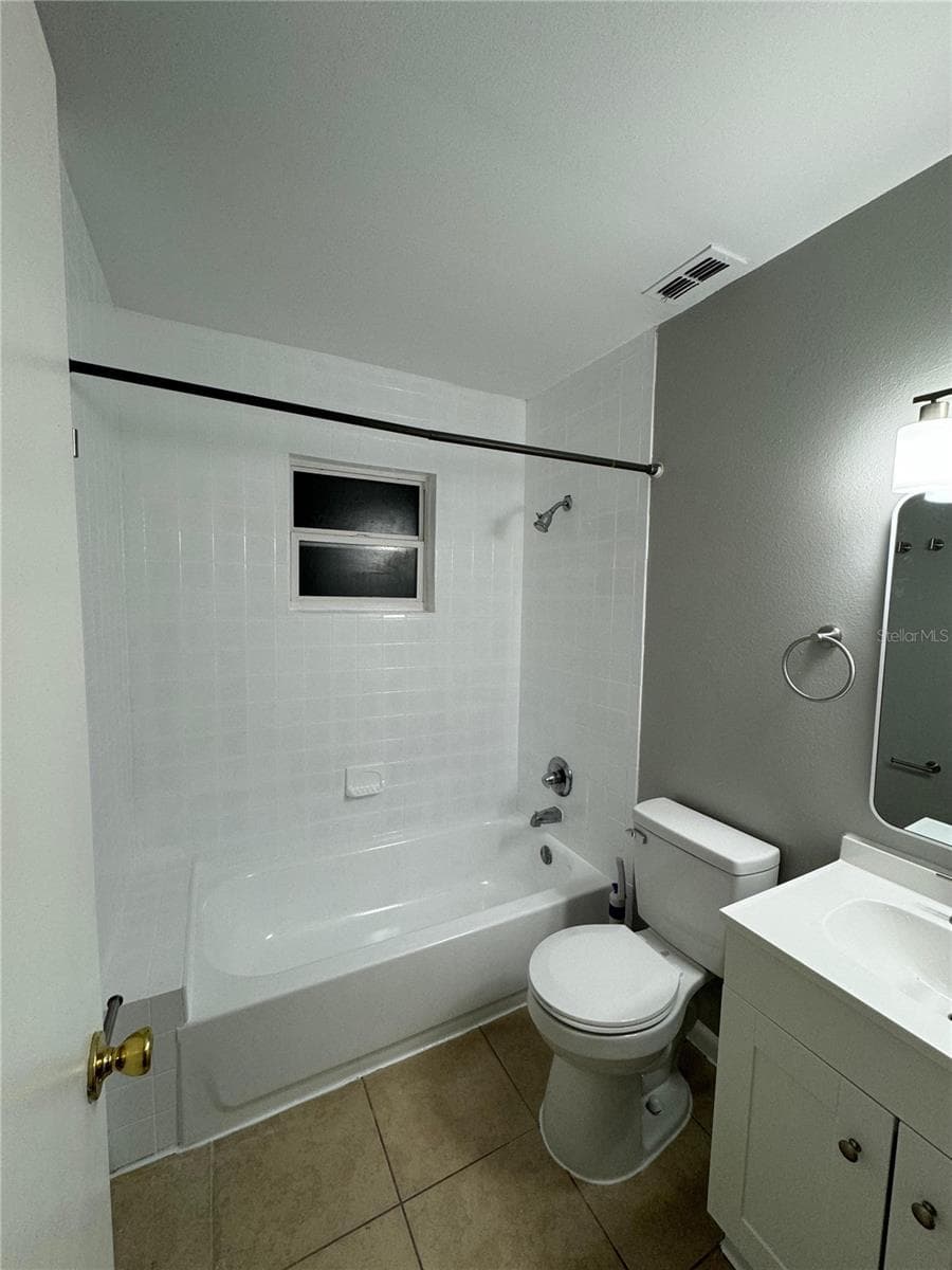 2526 ELM AVE — photo 8 of 8