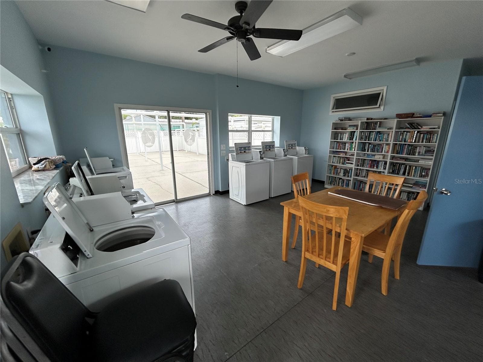 12674 SEMINOLE BOULEVARD — photo 33 of 39