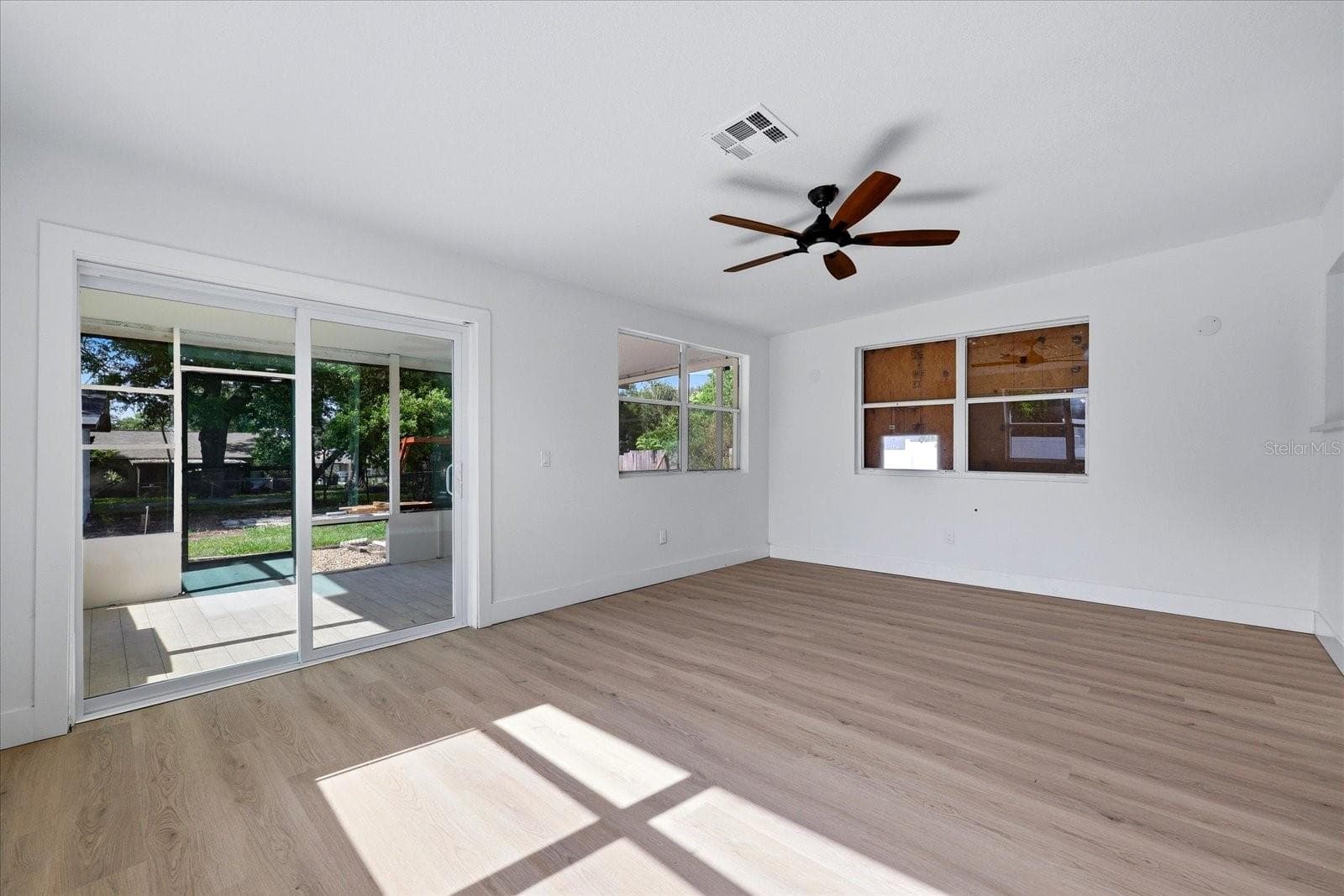 3304 KING RICHARD COURT — photo 13 of 46