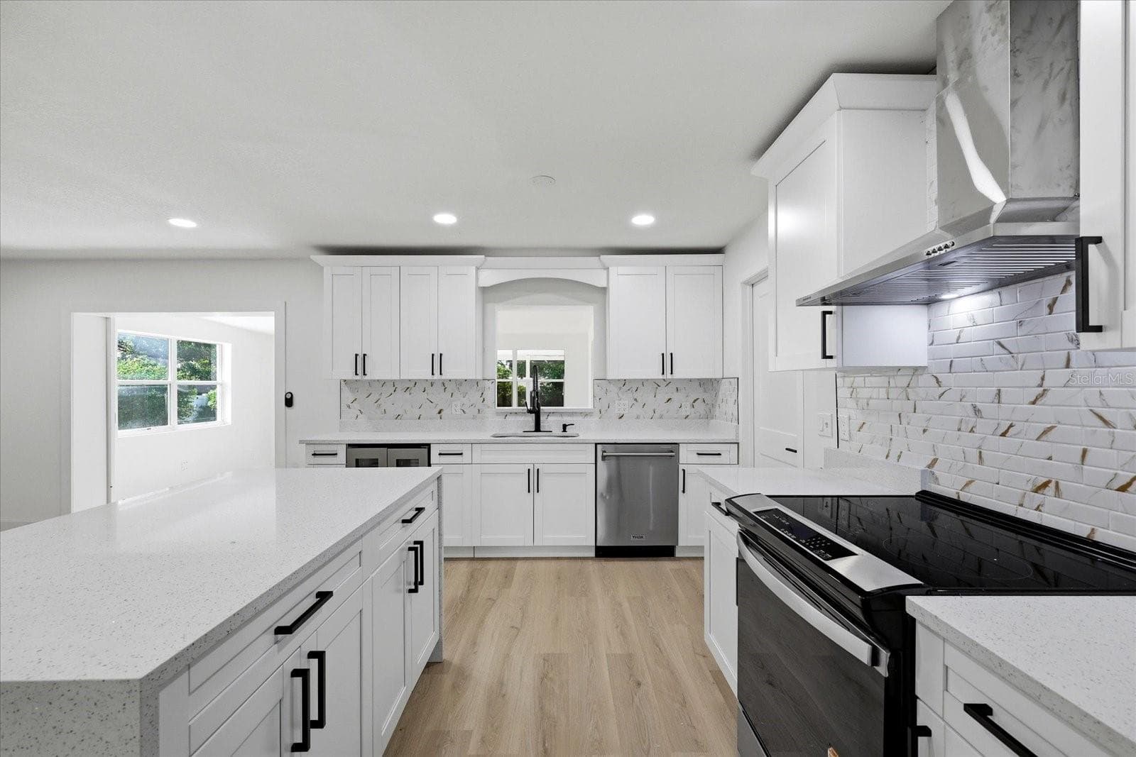 3304 KING RICHARD COURT — photo 9 of 46