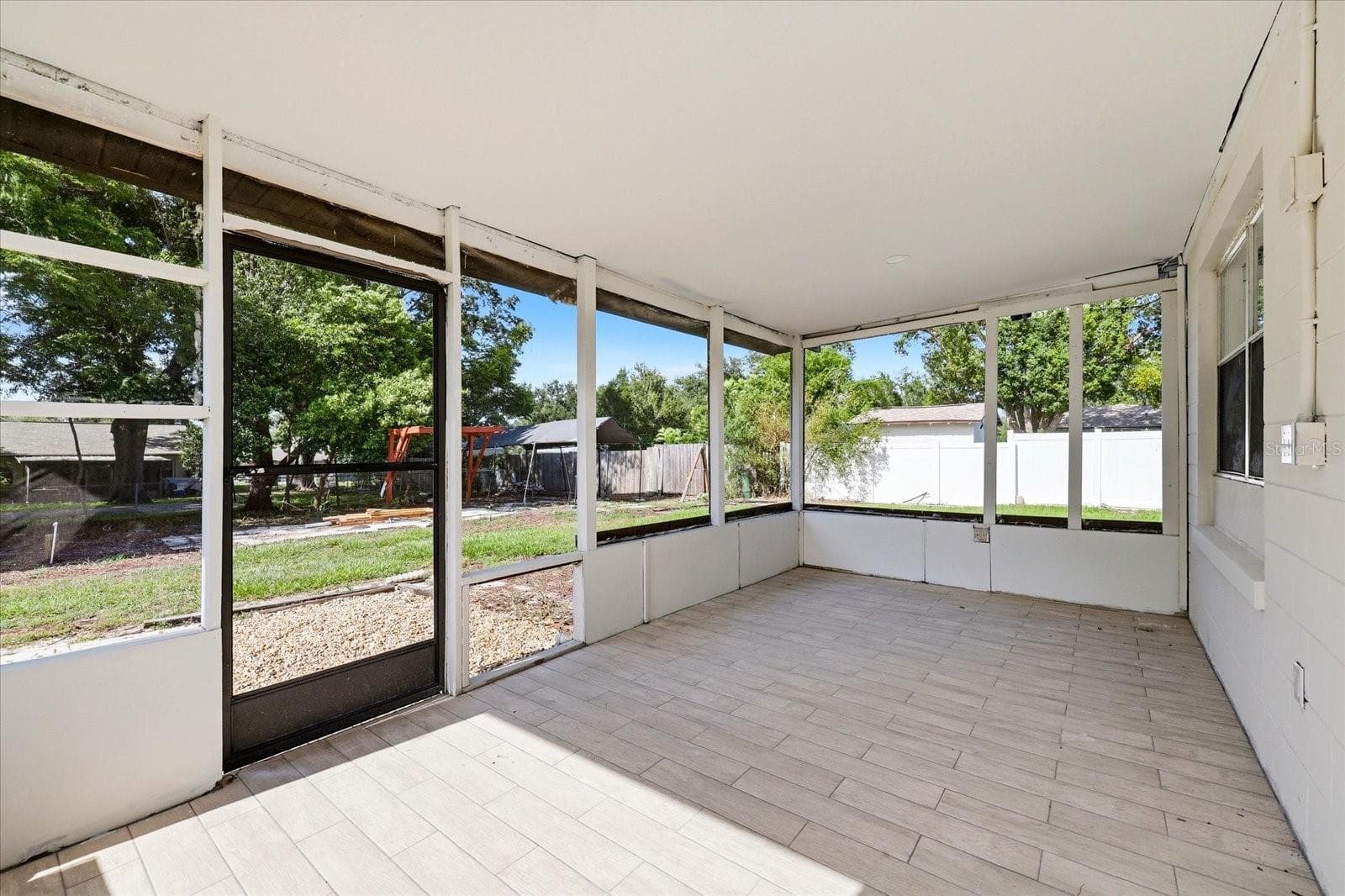 3304 KING RICHARD COURT — photo 27 of 46