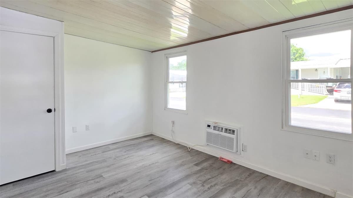 3905 SUGAR BERRY PLACE — photo 25 of 35