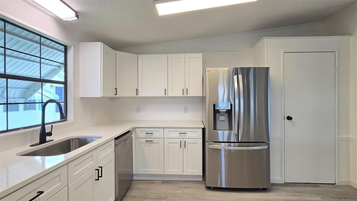 3905 SUGAR BERRY PLACE — photo 15 of 35