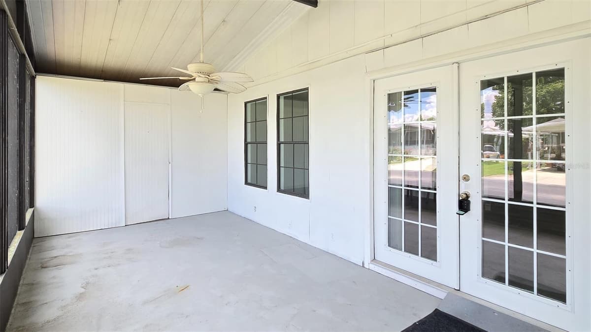 3905 SUGAR BERRY PLACE — photo 5 of 35