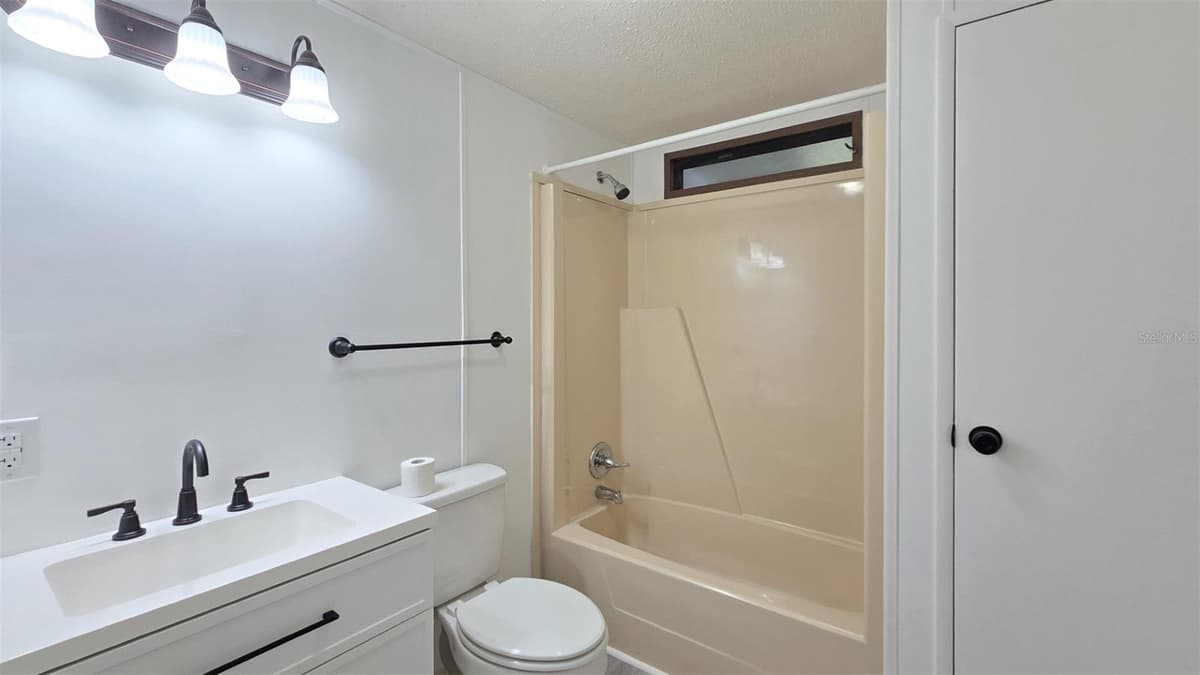 3905 SUGAR BERRY PLACE — photo 28 of 35