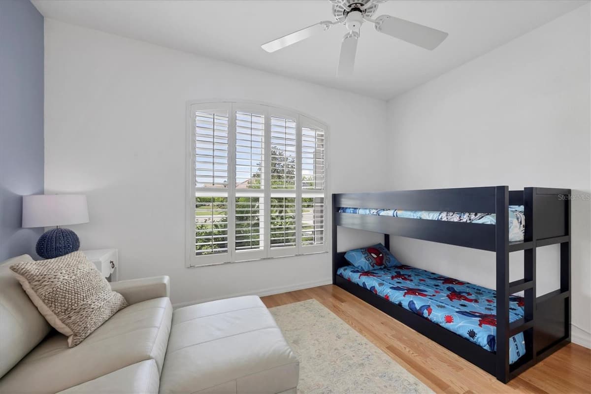 7916 HAMPTON COURT — photo 26 of 65