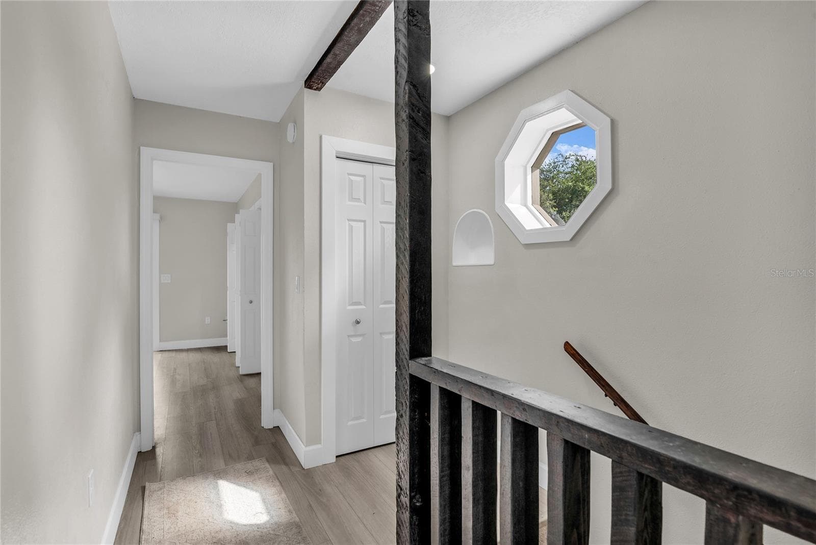 189 OAK LANE — photo 11 of 35