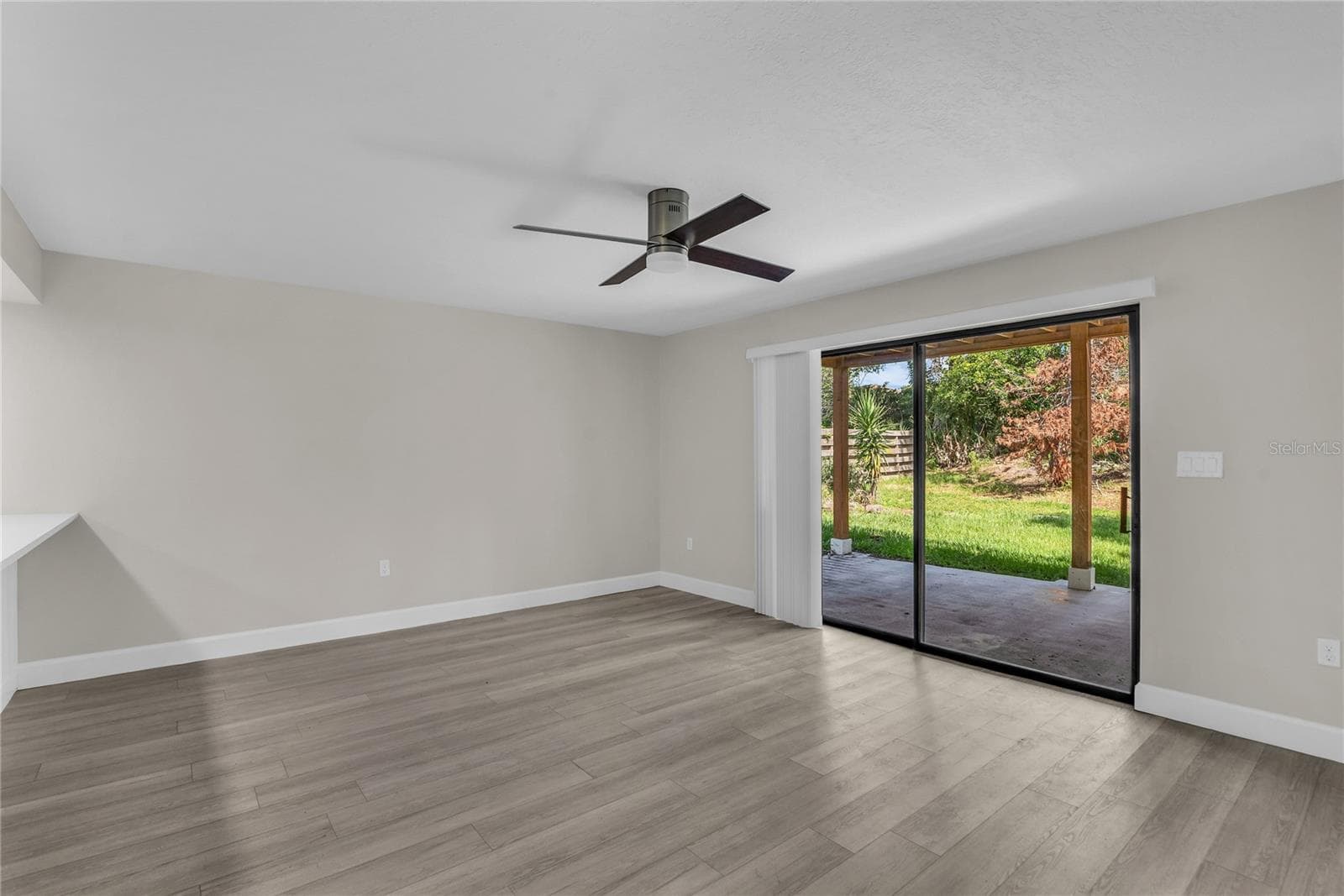 189 OAK LANE — photo 8 of 35