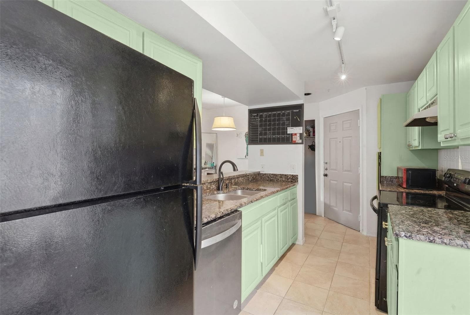 420 SUMMIT RIDGE PLACE — photo 11 of 30