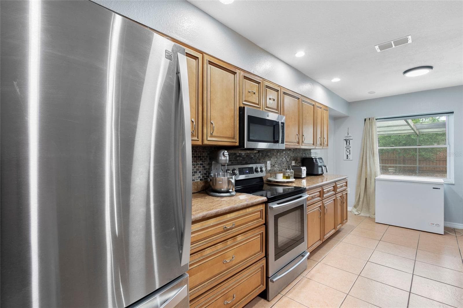 10951 PEPPERTREE LN — photo 22 of 40