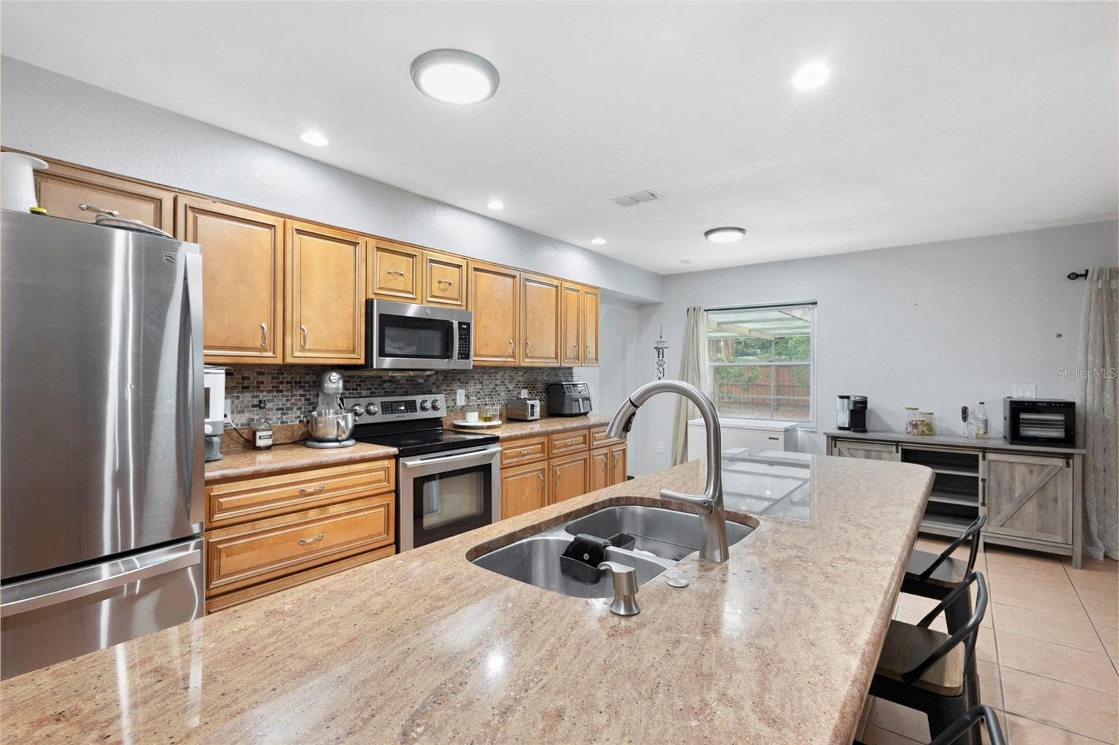 10951 PEPPERTREE LN — photo 20 of 40