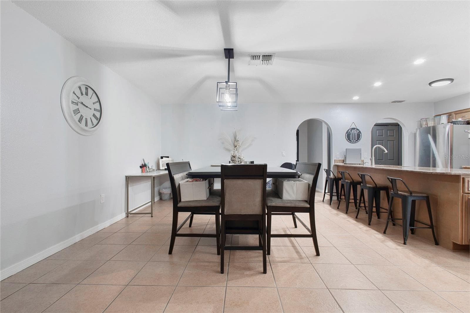 10951 PEPPERTREE LN — photo 16 of 40