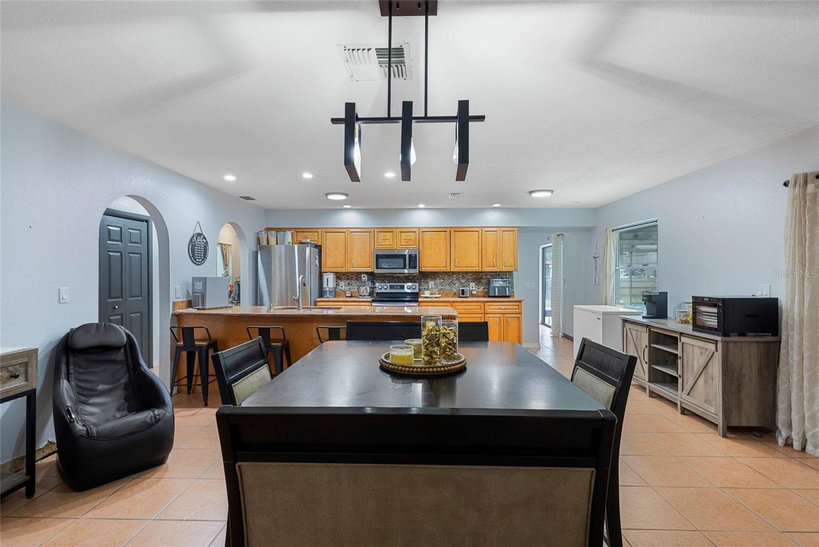10951 PEPPERTREE LN — photo 19 of 40