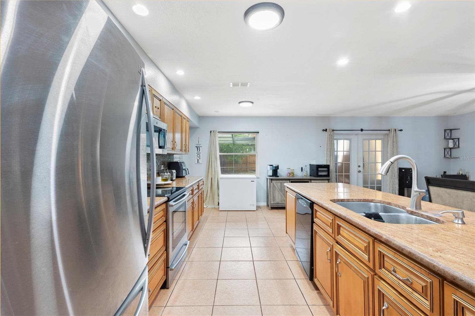 10951 PEPPERTREE LN — photo 21 of 40