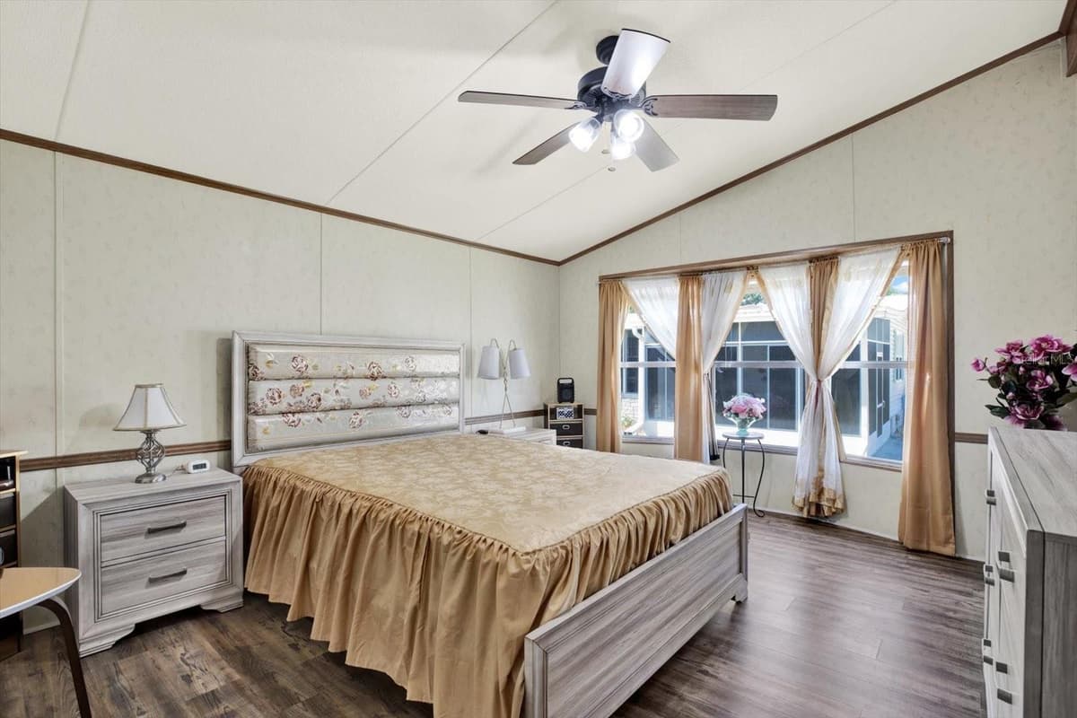1424 CROSS BOW LANE — photo 8 of 19