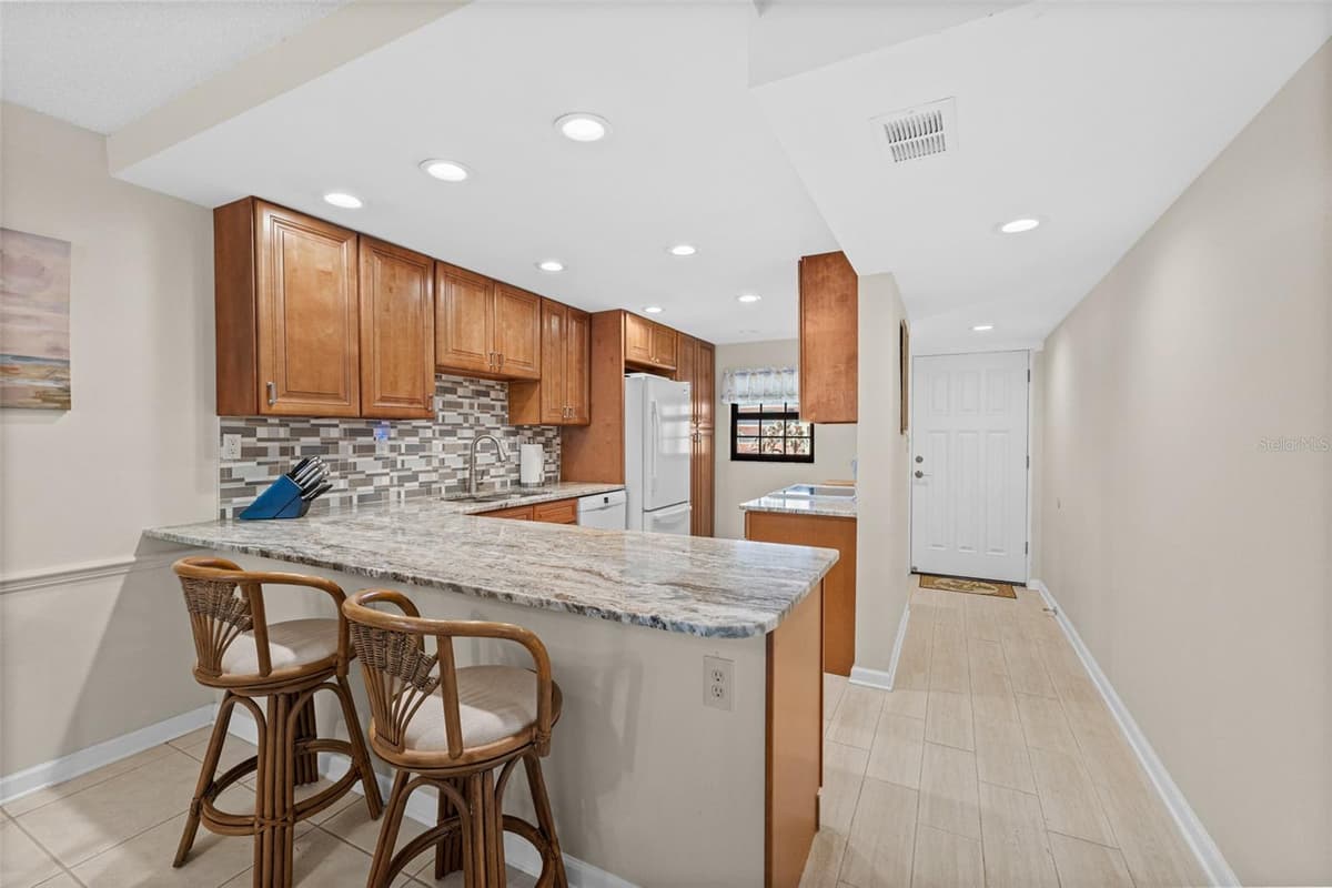 4100 OCEAN BEACH BOULEVARD — photo 16 of 45